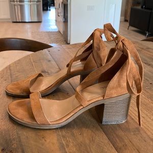 Merona Camel Brown Suede Block Heels Tie Bow Size 11